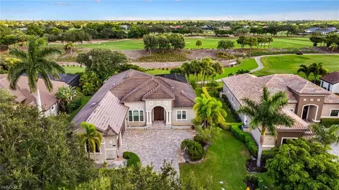6871 Lakewood Isle Dr, Fort Myers, FL 33908