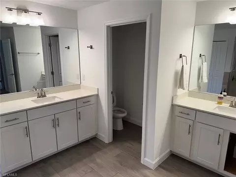 Bath - 18227 Ridgeline Dr, Estero, FL 33928 photo 3 of 6