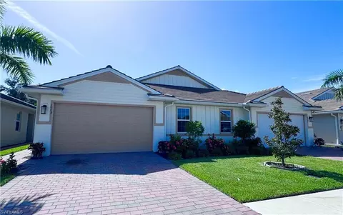 Exterior - 1069 Tranquil Brook Dr, Naples, FL 34114 photo 1 of 2