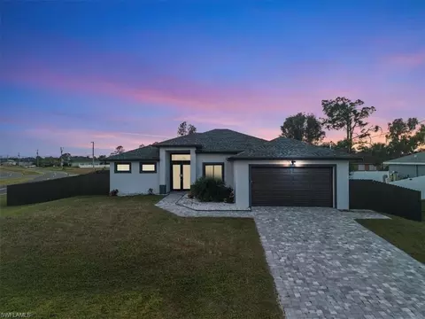 1124 NE 35th Ln, Cape Coral, FL 33909