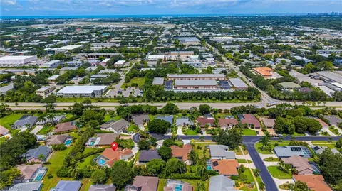 View/Area - 656 Coldstream Ct, Naples, FL 34104 photo 2 of 6