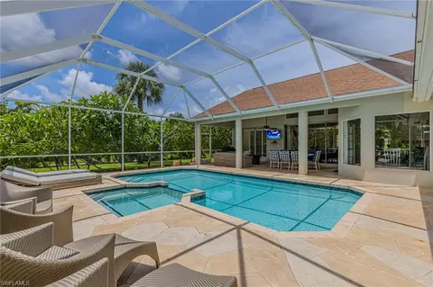 Exterior - 656 Coldstream Ct, Naples, FL 34104 photo 5 of 9