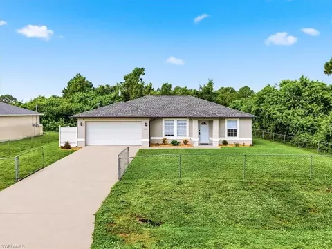 5217 3rd St W, Lehigh Acres, FL 33971