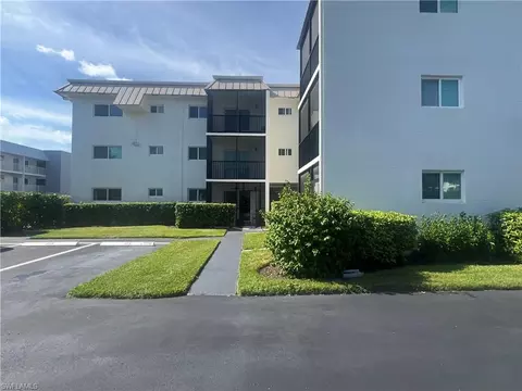 Exterior - 766 Central Ave #113, Naples, FL 34102 photo 10 of 14