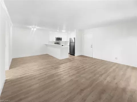 Living - 766 Central Ave #113, Naples, FL 34102 photo 4 of 9
