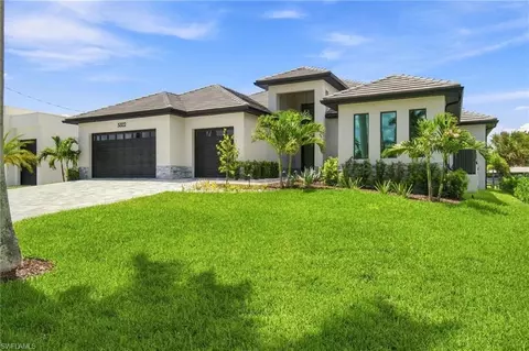 5322 Bayshore Ave, Cape Coral, FL 33904