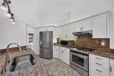 Kitchen - 240 Stonegate Ct, Naples, FL 34119 photo 1 of 3