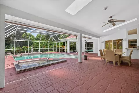 Exterior - 240 Stonegate Ct, Naples, FL 34119 photo 2 of 6