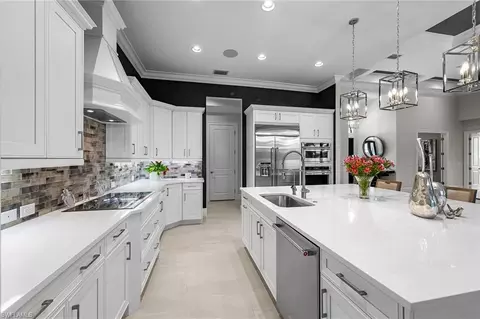 Kitchen - 6372 Burnham Rd, Naples, FL 34119 photo 2 of 5