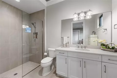 Bath - 6372 Burnham Rd, Naples, FL 34119 photo 4 of 4