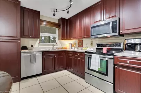 Kitchen - 2001 48th St SW, Naples, FL 34116 photo 1 of 3