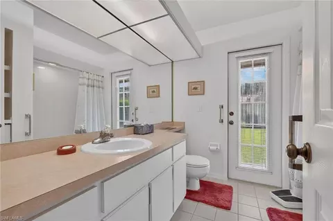 Bath - 5184 Harrogate Ct, Naples, FL 34112 photo 3 of 3