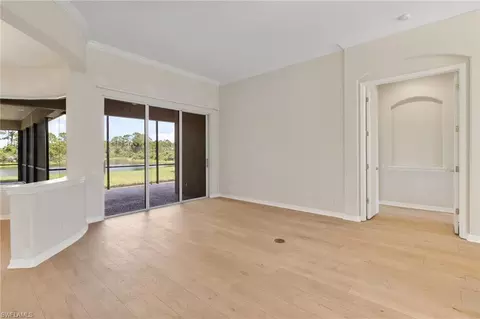 Living - 1117 Mill Pond Ct, Osprey, FL 34229 photo 2 of 8