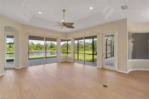 Living - 1117 Mill Pond Ct, Osprey, FL 34229 photo 6 of 8