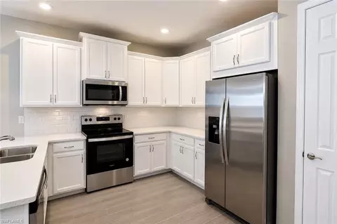 Kitchen - 1248 Enbrook Loop, Naples, FL 34114 photo 2 of 2