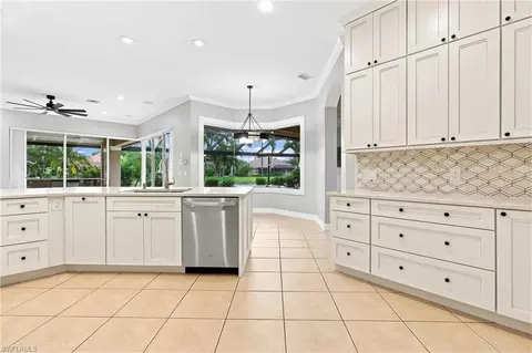 Kitchen - 5120 Post Oak Ln, Naples, FL 34105 photo 2 of 3