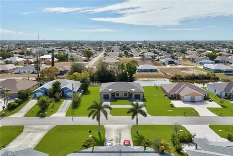 542544 SE 6th Ter, Cape Coral, FL 33990