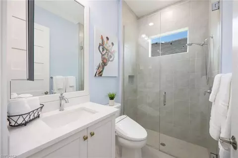 Bath - 8920 Calypso Ct, Naples, FL 34112 photo 3 of 3