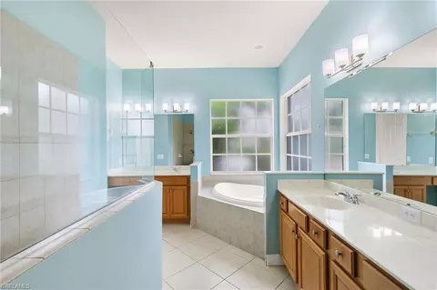 Bath - 3917 Fabienne Ct, Naples, FL 34109 photo 1 of 5