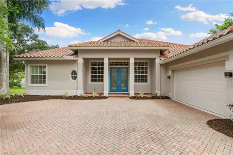 Exterior - 3917 Fabienne Ct, Naples, FL 34109 photo 2 of 13
