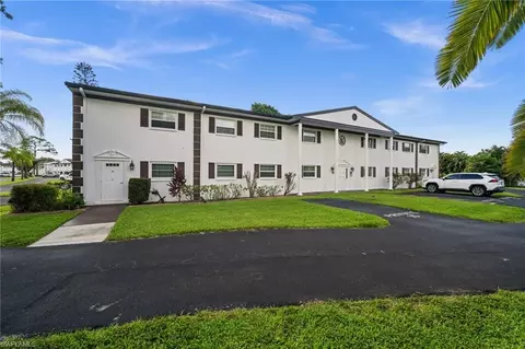7001 New Post Dr #3, North Fort Myers, FL 33917
