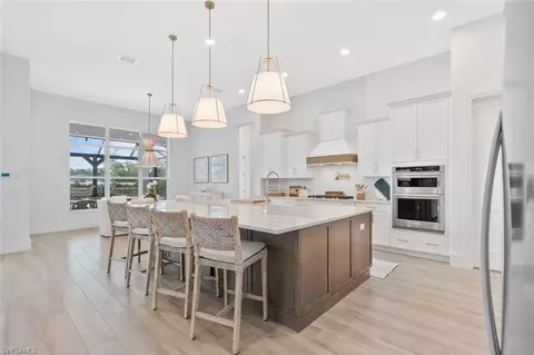 Kitchen - 8904 Nevis Way, Naples, FL 34112 photo 6 of 7
