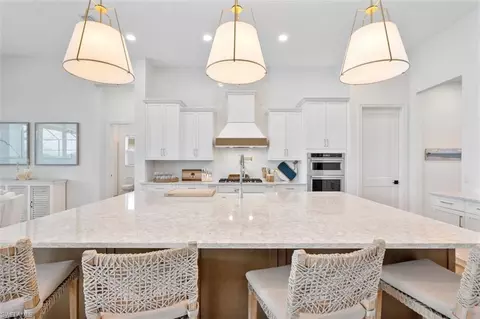 Kitchen - 8904 Nevis Way, Naples, FL 34112 photo 3 of 7