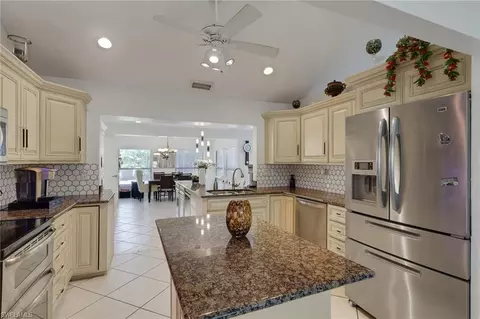 Kitchen - 3036 Round Table Ln, Naples, FL 34112 photo 5 of 5
