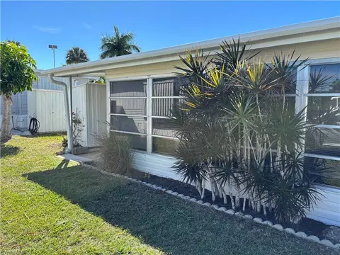 Exterior - 9 Jade Dr, Naples, FL 34114 photo 2 of 8