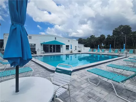 Exterior - 9 Jade Dr, Naples, FL 34114 photo 7 of 8