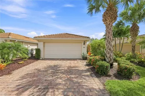 8667 Genova Ct, Naples, FL 34114