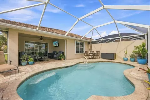 Exterior - 8667 Genova Ct, Naples, FL 34114 photo 4 of 10