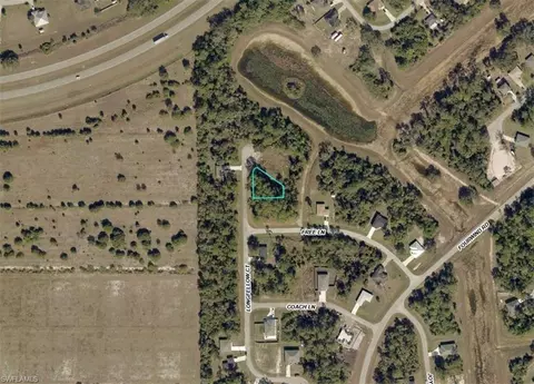 6004 Longfellow Ct, Labelle, FL 33935 photo 3