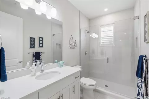 Bath - 239 Indies Dr E #202, Naples, FL 34114 photo 2 of 2