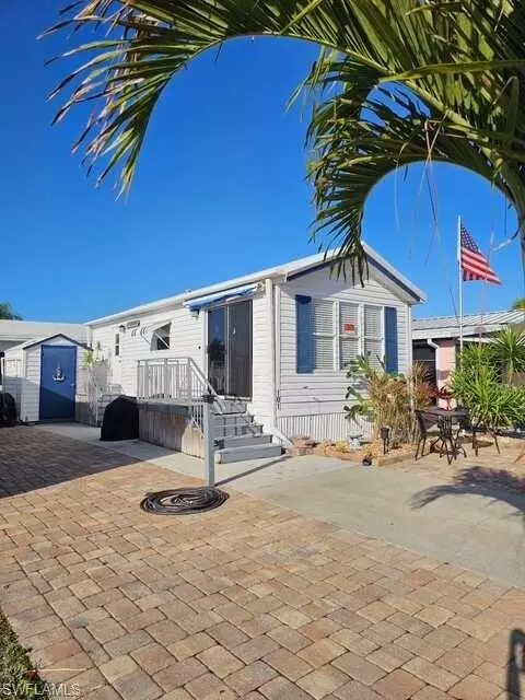 101 Limetree Park Dr, Bonita Springs, FL 34135