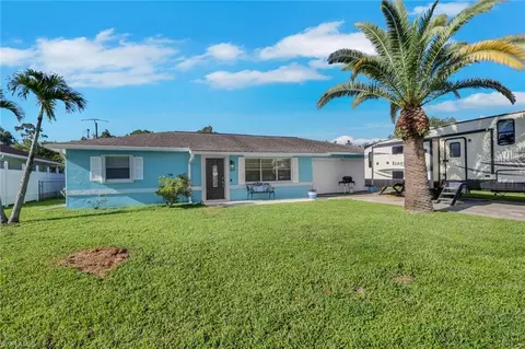12213 De Moya Dr, Fort Myers, FL 33905