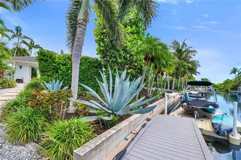 Exterior - 5215 Seashell Ave, Naples, FL 34103 photo 10 of 13
