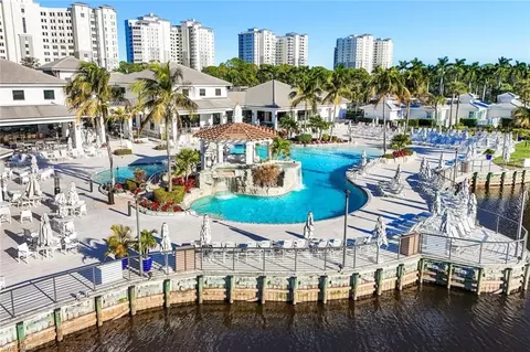 Exterior - 300 Dunes Blvd #203, Naples, FL 34110 photo 6 of 7