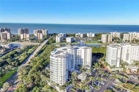 View/Area - 300 Dunes Blvd #203, Naples, FL 34110 photo 6 of 7