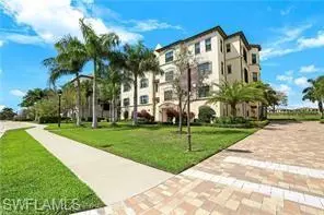 16379 Viansa Way #302, Naples, FL 34110