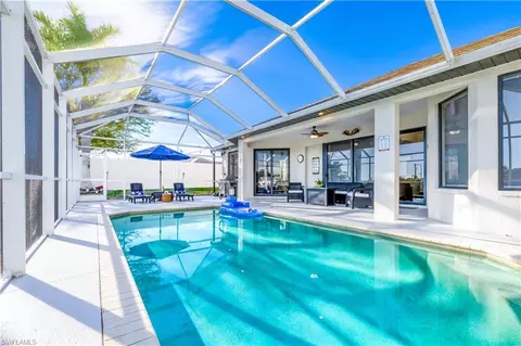 110 SE 16th Ter, Cape Coral, FL 33990