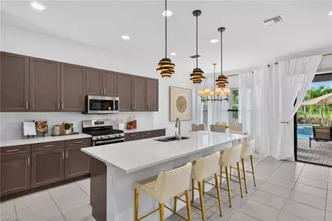 Kitchen - 4036 Nova Ln, Naples, FL 34119 photo 2 of 5