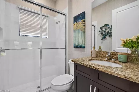 Bath - 4036 Nova Ln, Naples, FL 34119 photo 5 of 5