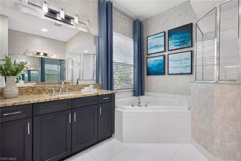 Bath - 4036 Nova Ln, Naples, FL 34119 photo 1 of 5