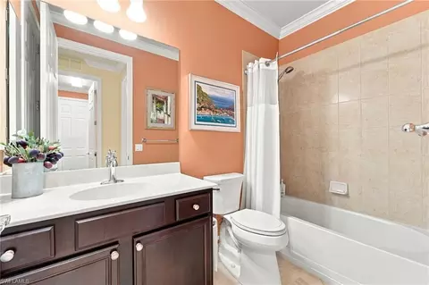 Bath - 8910 Verducci Ct, Naples, FL 34114 photo 4 of 4