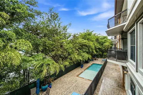 Exterior - 705 10th St S #202, Naples, FL 34102 photo 2 of 6