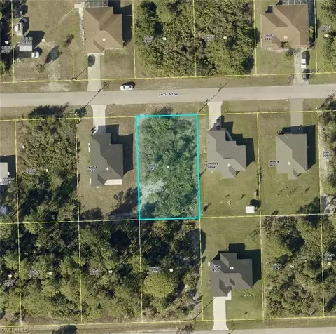 3411 70th St W, Lehigh Acres, FL 33971