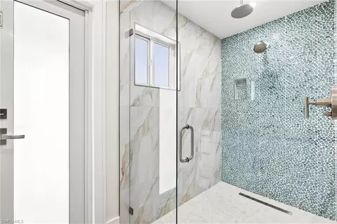Bath - 5203 Starfish Ave, Naples, FL 34103 photo 7 of 7