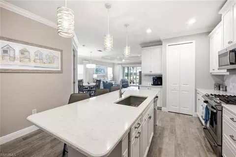 Kitchen - 2278 Marquesa Cir, Naples, FL 34112 photo 3 of 4