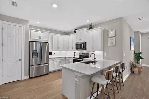 Kitchen - 1108 Enbrook Loop, Naples, FL 34114 photo 1 of 3